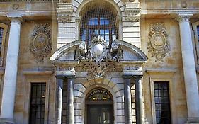 St Giles House